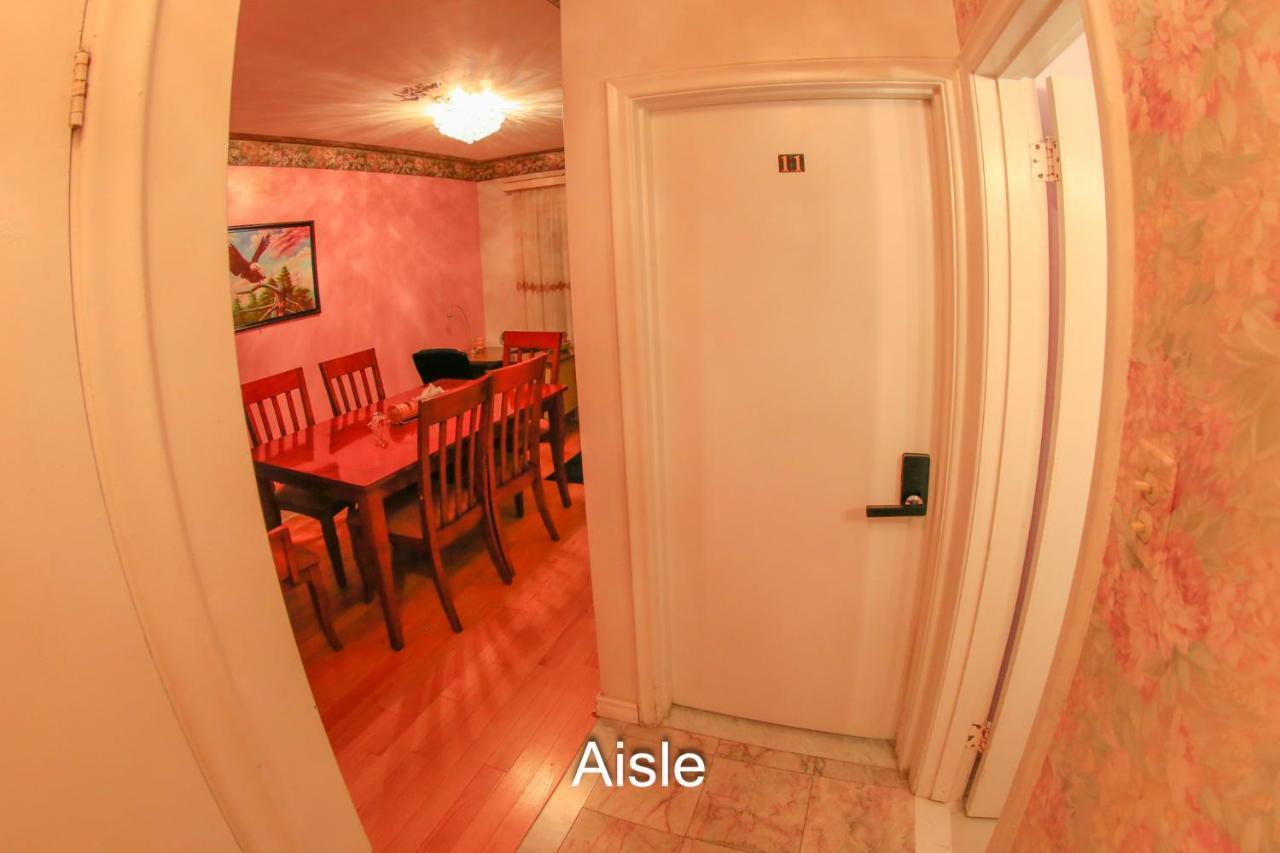 Comfort Home Toronto Esterno foto
